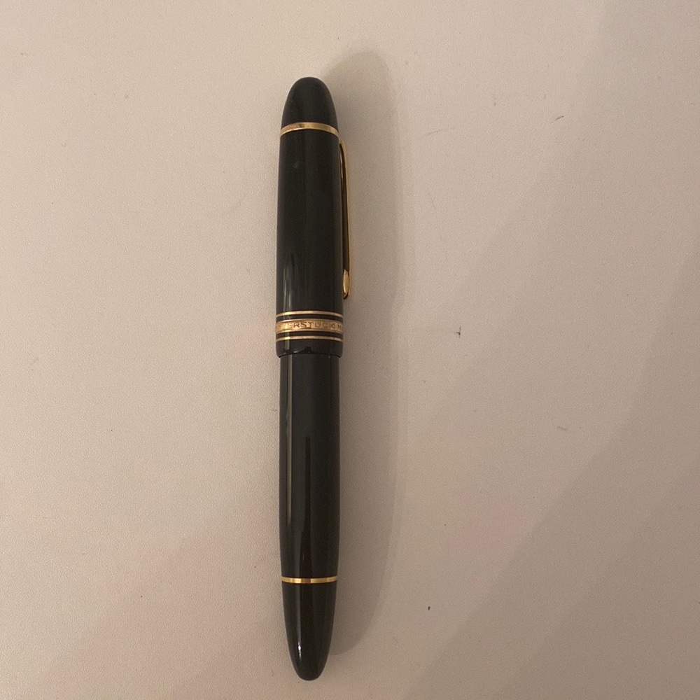 Meisterstuck Montblanc Pen
